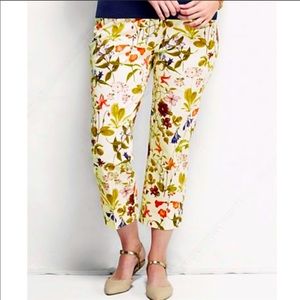 NWT Lands End Floral Capri Pants